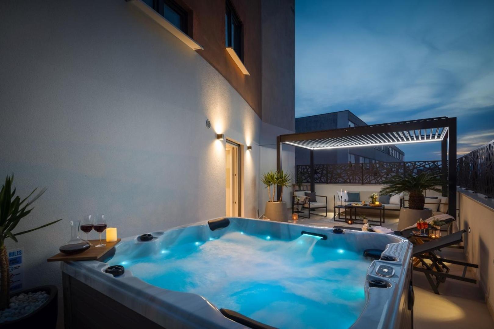 Luxury Apartment Silvery In Split Center With Jacuzzi, Sauna And Parking Zewnętrze zdjęcie