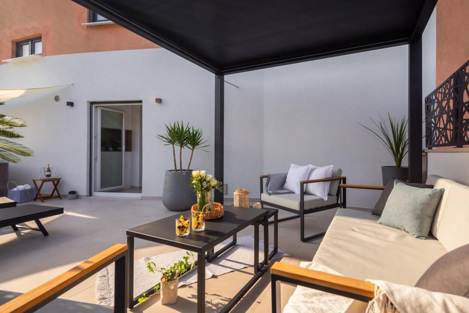 Luxury Apartment Silvery In Split Center With Jacuzzi, Sauna And Parking Zewnętrze zdjęcie