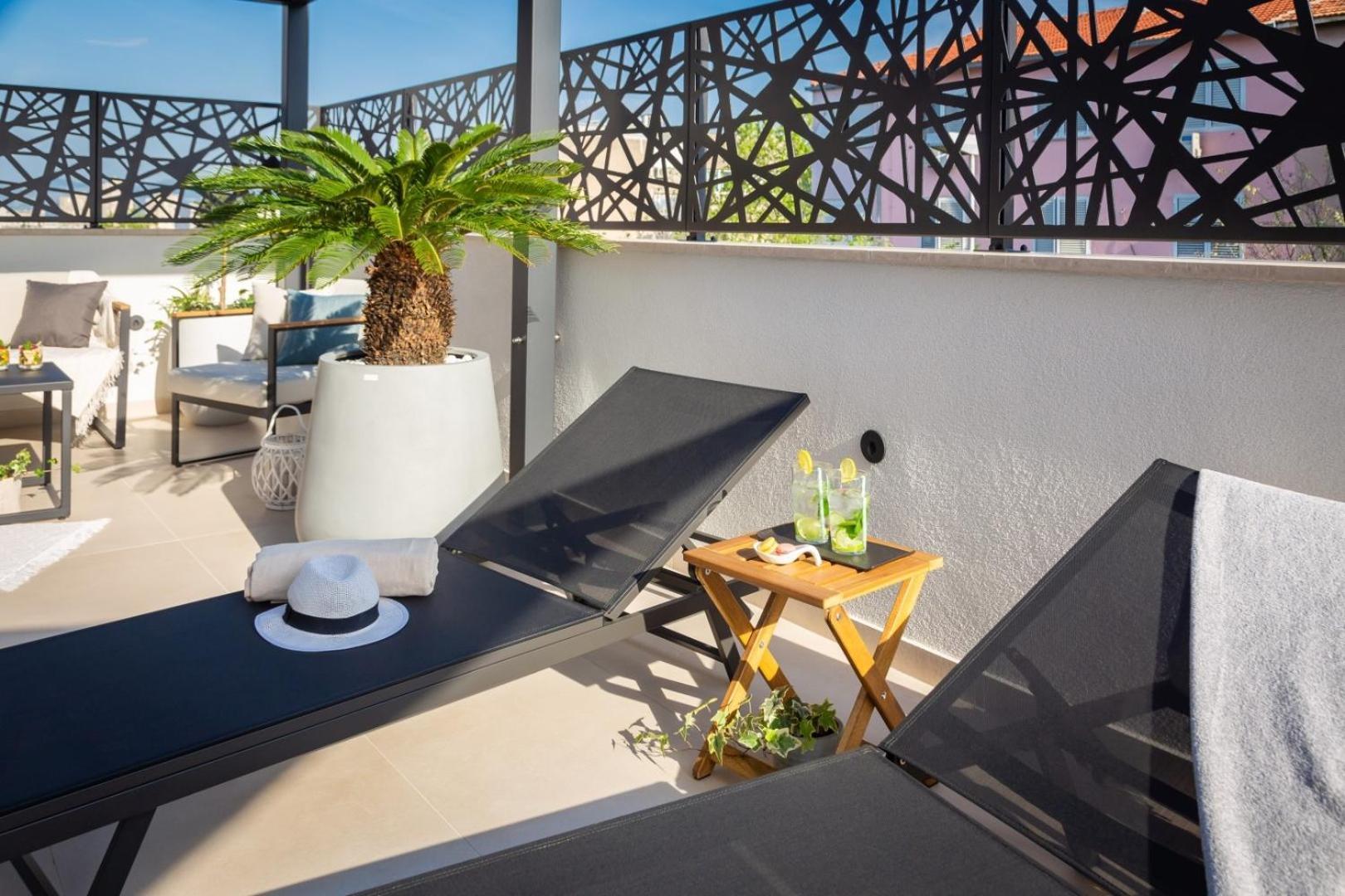 Luxury Apartment Silvery In Split Center With Jacuzzi, Sauna And Parking Zewnętrze zdjęcie
